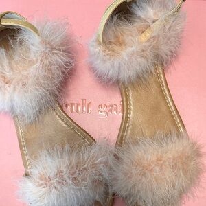 Cape Robbin Pinkish/Cream Feather Sandals
